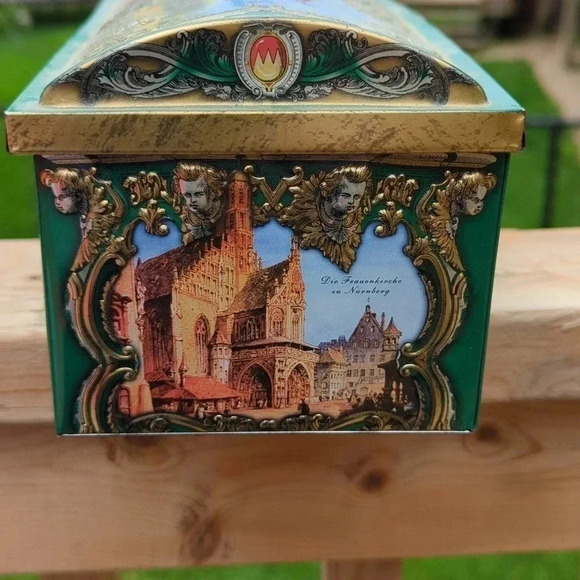 German Biscuit Tin - Picture 4 of 9